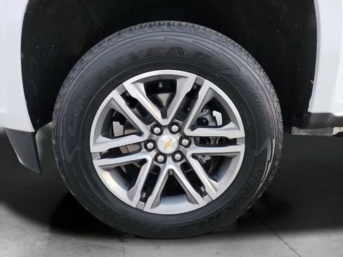 Certified 2022 Chevrolet Colorado W/T w/ Custom Special Edition image 24