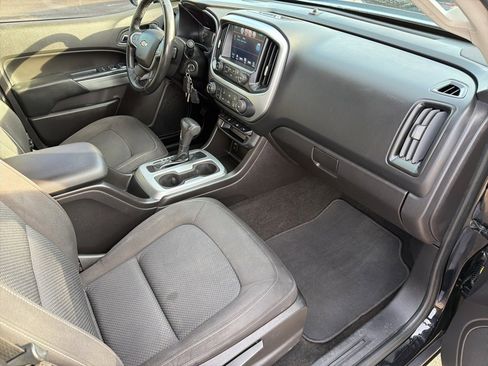 Used 2016 Chevrolet Colorado LT w/ LT Convenience Package image 25