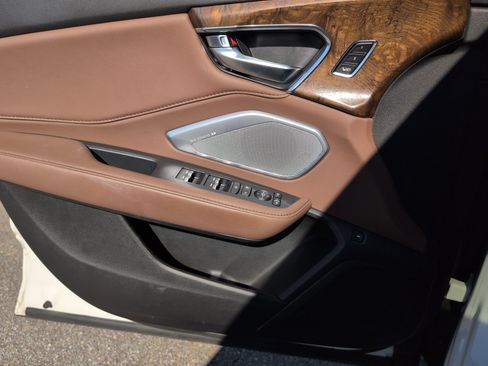 Used 2023 Acura RDX AWD w/ Advance Package image 16