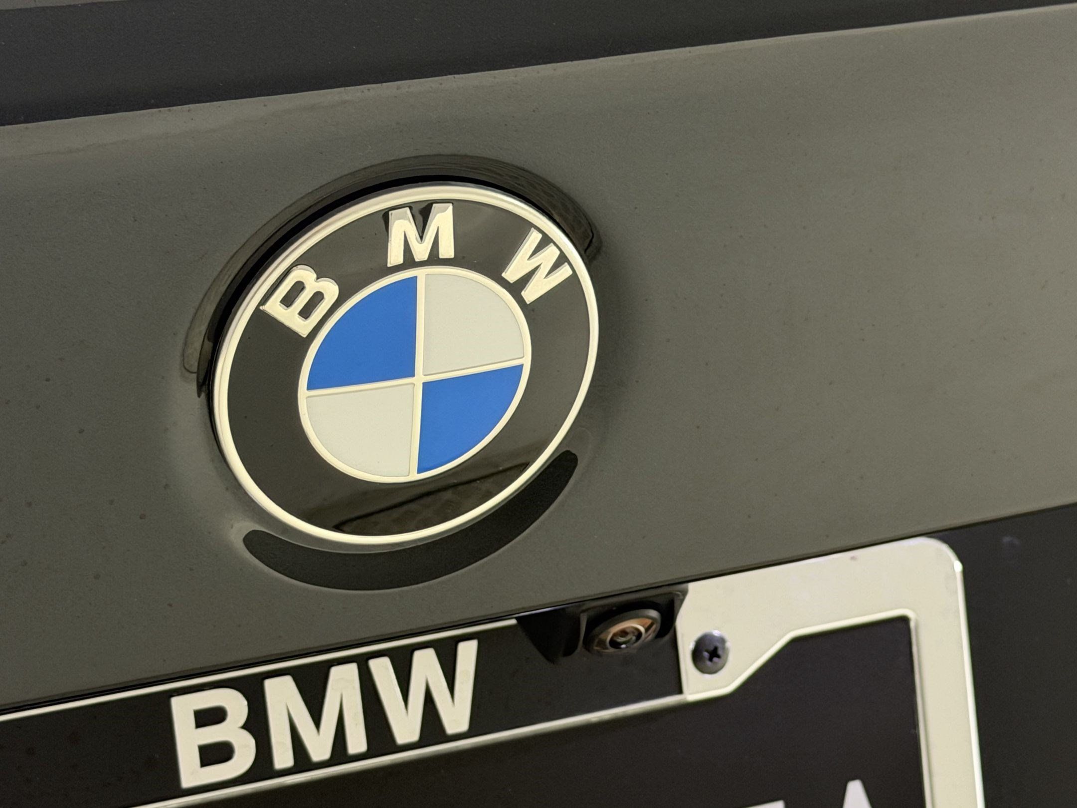 New 2026 BMW 330i Sedan w/ Convenience Package RWD image 33