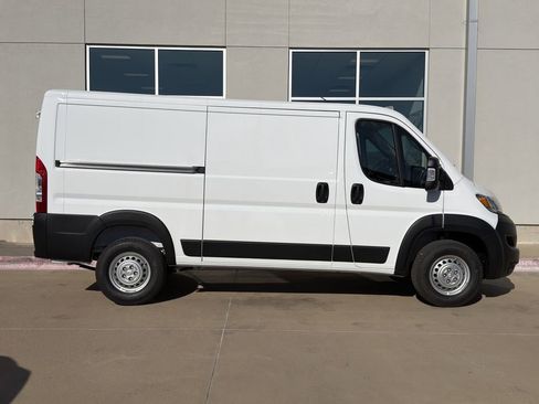 New 2026 RAM ProMaster 1500 w/ Convenience Group image 4