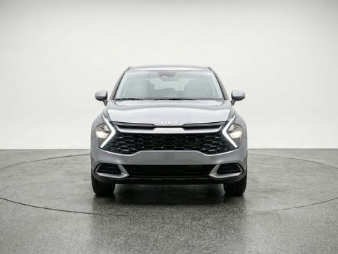 Used 2025 Kia Sportage LX FWD image 2