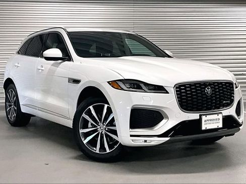 Certified 2024 Jaguar F-PACE R-Dynamic S image 12