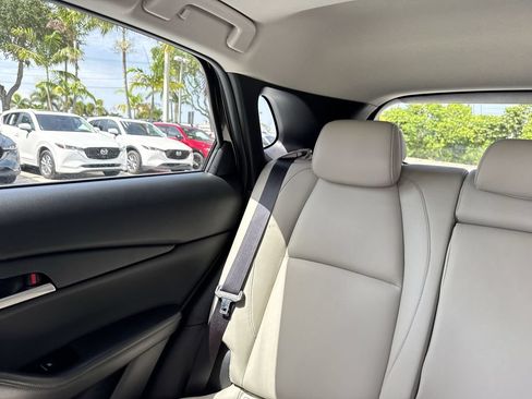 Used 2025 MAZDA CX-30 AWD 2.5 S w/ Preferred Package image 17