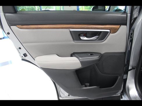 Used 2017 Honda CR-V EX image 18