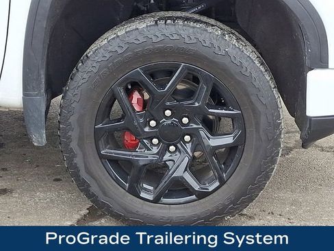 Used 2022 GMC Sierra 1500 SLT w/ SLT Premium Package image 12