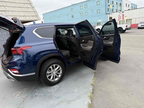 Used 2020 Hyundai Santa Fe SE image 38