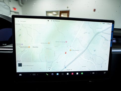 Used 2021 Tesla Model S Plaid image 43