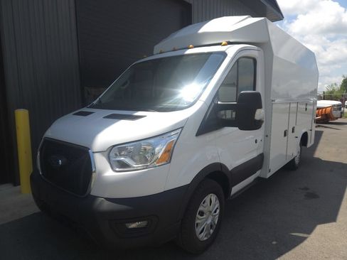 Used 2021 Ford Transit 350 w/ Interior Upgrade Package RWD image 2