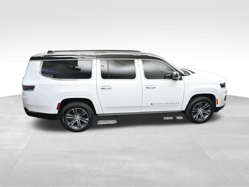 Used 2024 Jeep Grand Wagoneer L 4WD image 39