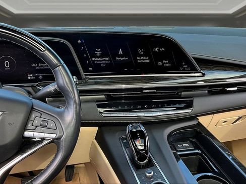 Certified 2023 Cadillac Escalade Premium Luxury w/ LPO, Floor Liner Package AWD/4WD image 9