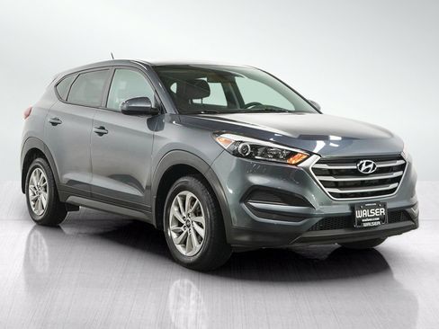 Used 2017 Hyundai Tucson SE w/ Cargo Package FWD image 7
