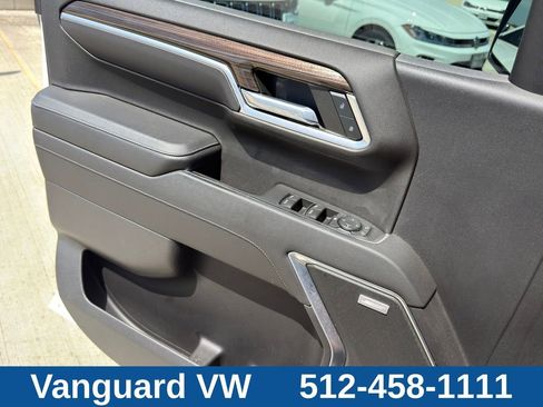 Used 2022 Chevrolet Silverado 1500 RST AWD/4WD image 24