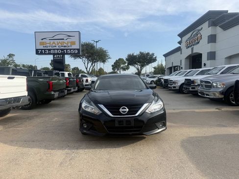 Used 2018 Nissan Altima 2.5 SR FWD image 38