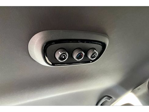 Certified 2025 Dodge Durango GT AWD/4WD image 13