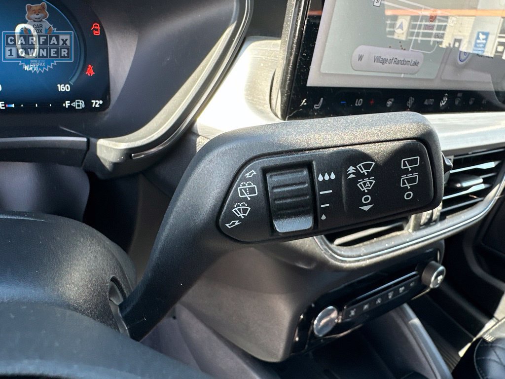 Used 2023 Ford Escape Platinum w/ Premium Technology Package AWD/4WD image 32