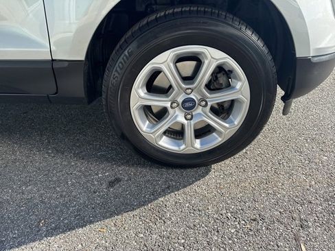 Certified 2020 Ford EcoSport SE image 9