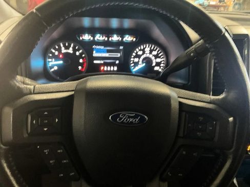 Used 2018 Ford F150 XLT w/ Equipment Group 302A Luxury AWD/4WD image 19