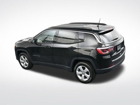 Used 2018 Jeep Compass Latitude w/ Cold Weather Group image 23