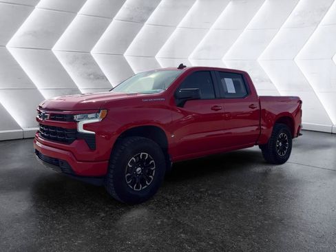 Used 2023 Chevrolet Silverado 1500 RST AWD/4WD image 3