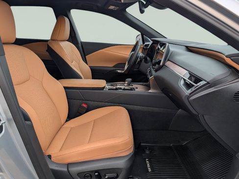 Used 2025 Lexus RX 350 Premium w/ Accessory Package image 19