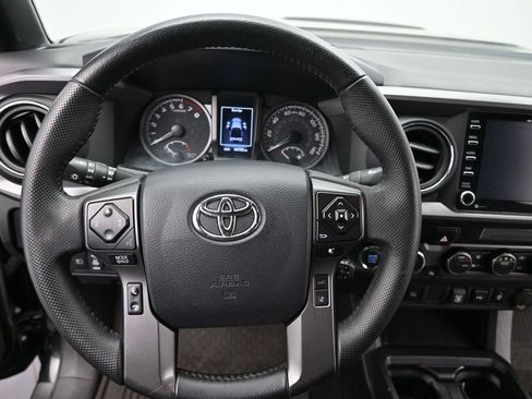Used 2023 Toyota Tacoma TRD Sport w/ Black Out Package (TMS) image 19