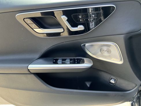 Certified 2025 Mercedes-Benz C 300 Sedan w/ Exclusive Trim Package image 14