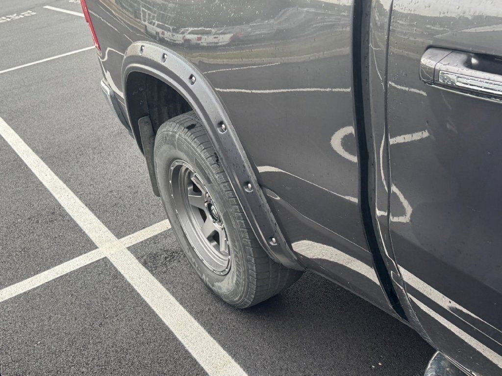 Used 2020 RAM 1500 Big Horn RWD image 12