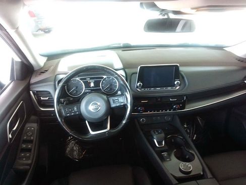 Used 2021 Nissan Rogue SV w/ Premium Package AWD/4WD image 7