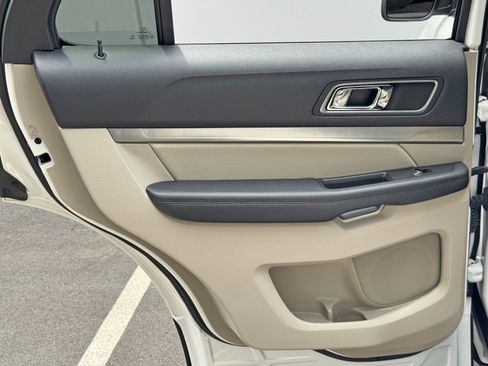 Used 2019 Ford Explorer XLT FWD image 36