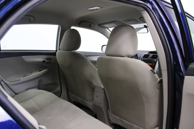 Used 2013 Toyota Corolla L FWD image 19