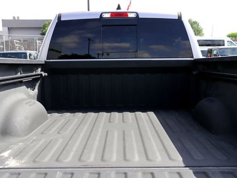 Used 2019 RAM 1500 Laramie RWD image 27
