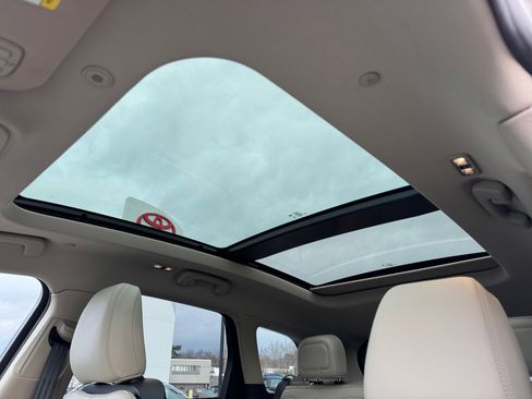 New 2026 Lincoln Corsair Grand Touring image 31