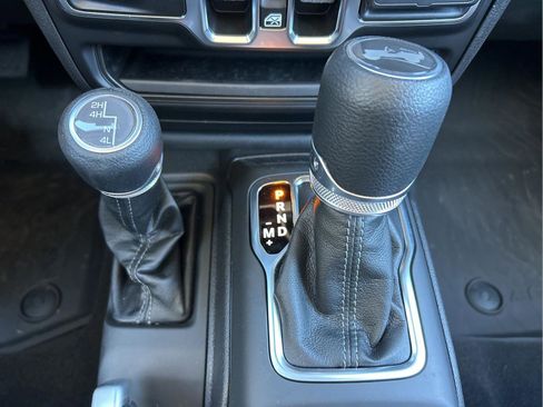 New 2025 Jeep Wrangler Sport S image 30