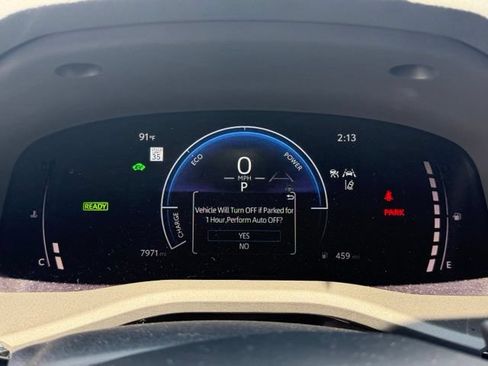 Used 2025 Toyota Camry SE w/ Convenience Package FWD image 7