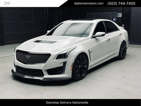 Used 2018 Cadillac CTS V w/ Carbon Fiber Package RWD image 1