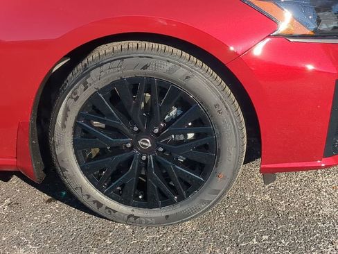New 2026 Nissan Altima 2.5 SV w/ SV Special Edition Package FWD image 11