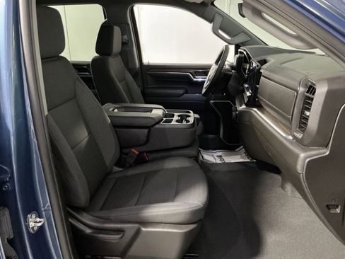 Used 2024 Chevrolet Silverado 1500 LT image 32