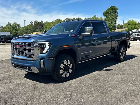 New 2026 GMC Sierra 2500 Denali w/ Denali Reserve Package image 2