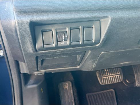 Used 2024 Subaru Outback 2.5i image 10