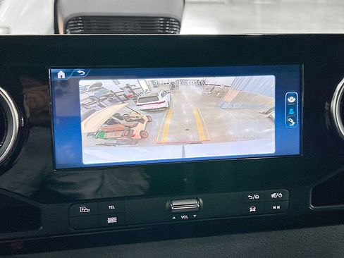 Used 2026 Mercedes-Benz Sprinter 2500 image 14