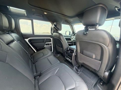 Used 2023 Land Rover Defender 110 S AWD/4WD image 17
