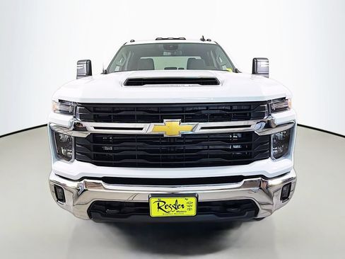 New 2026 Chevrolet Silverado 3500 LT w/ Convenience Package AWD/4WD image 2