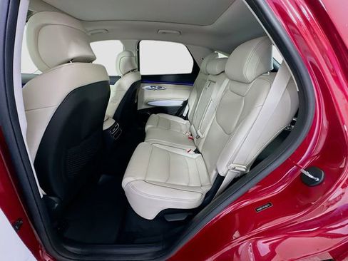 New 2026 Genesis GV70 2.5T Advanced image 17