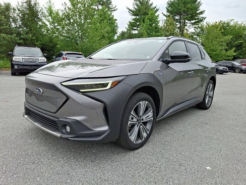 Used 2023 Subaru Solterra AWD image 3