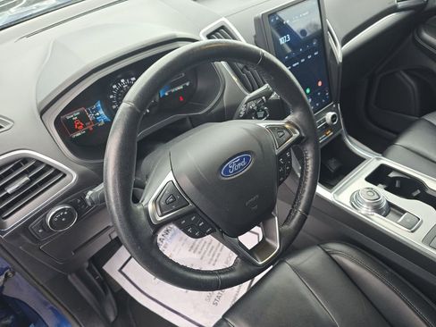 Used 2022 Ford Edge Titanium image 20