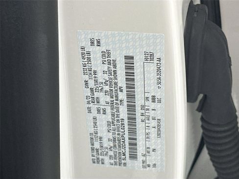 Used 2023 Lincoln Corsair Reserve image 30