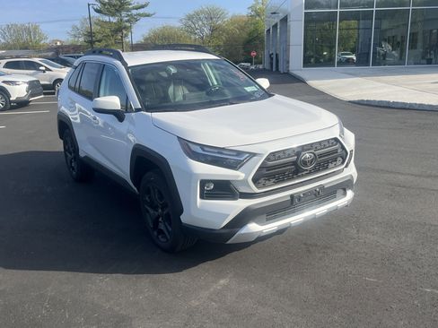 Certified 2024 Toyota RAV4 Adventure AWD/4WD image 2