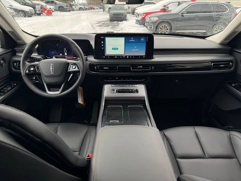New 2026 Lincoln Aviator AWD image 29