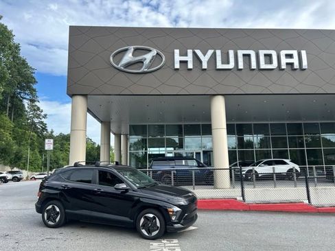Used 2024 Hyundai Kona SEL FWD image 1
